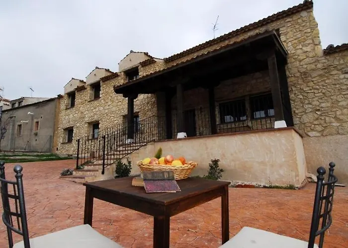 Enorme Con Bbq & Horno Lena Ideal Familias Alpstuga Consuegra de Murera