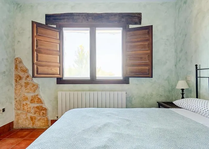 Chalet Enorme Con Bbq & Horno Lena Ideal Familias Consuegra de Murera
