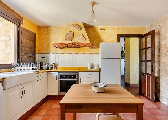 Chalet Enorme Con Bbq & Horno Lena Ideal Familias Consuegra de Murera
