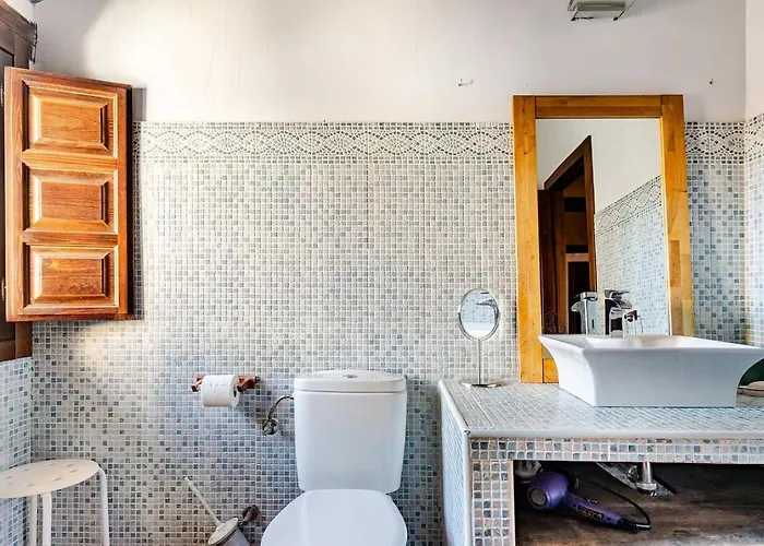 Enorme Con Bbq & Horno Lena Ideal Familias Consuegra de Murera